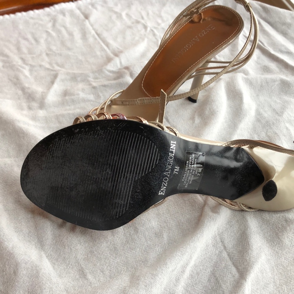 Sandals - Picture 4 of 4